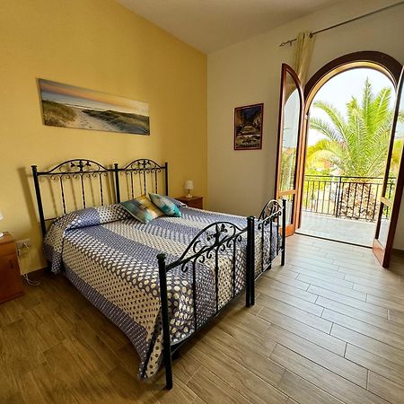 Rocamar Appartement Avola Buitenkant foto